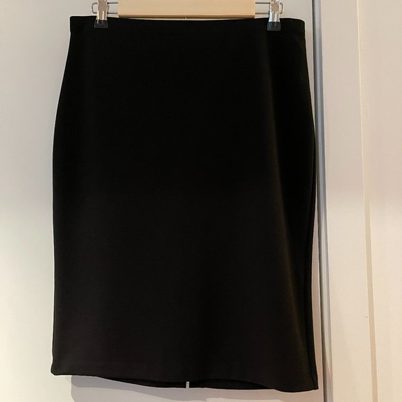 Vince Camuto Dresses & Skirts - Vince Camuto Pull-On Pencil Skirt